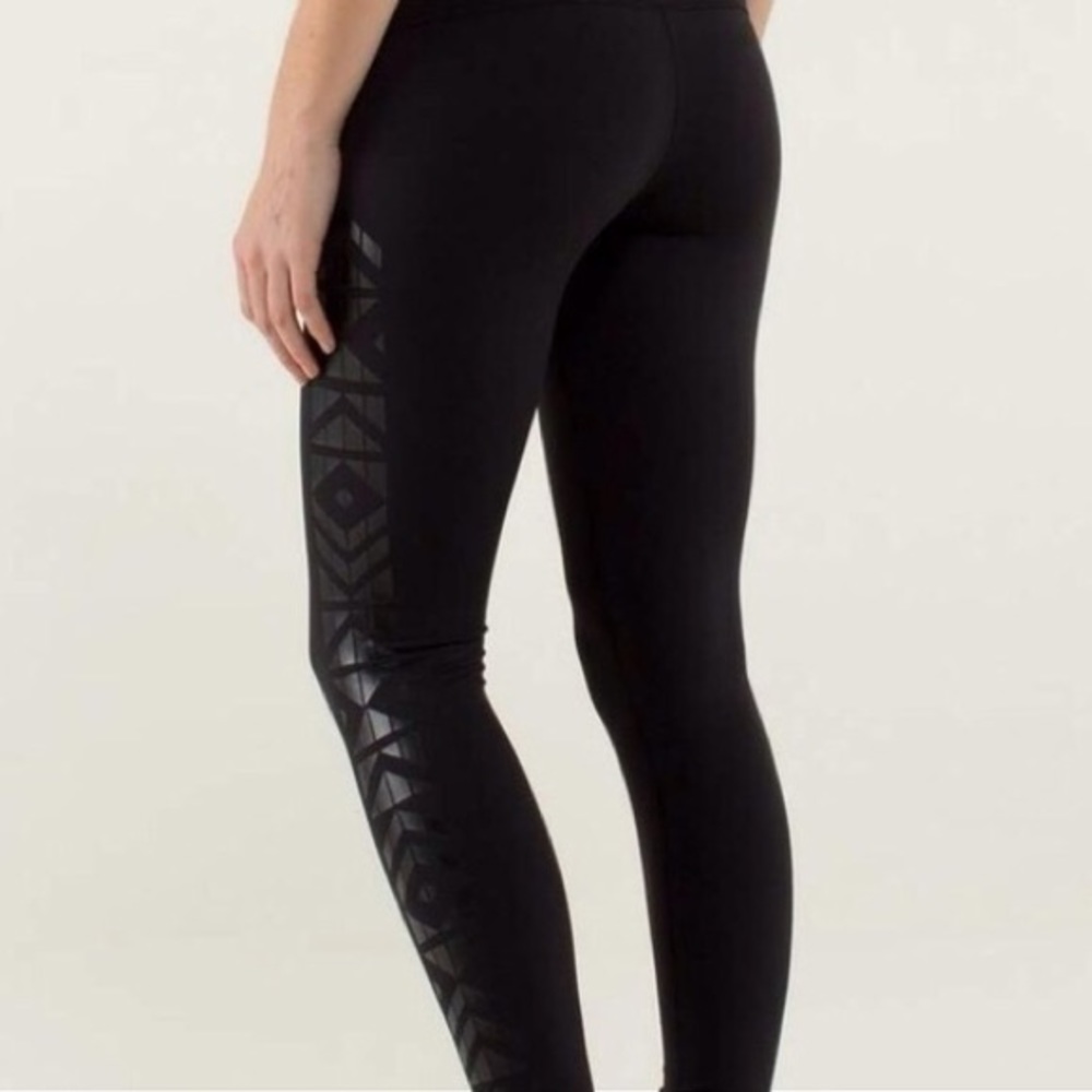 Lululemon Aztec Print Wunder Under Pants